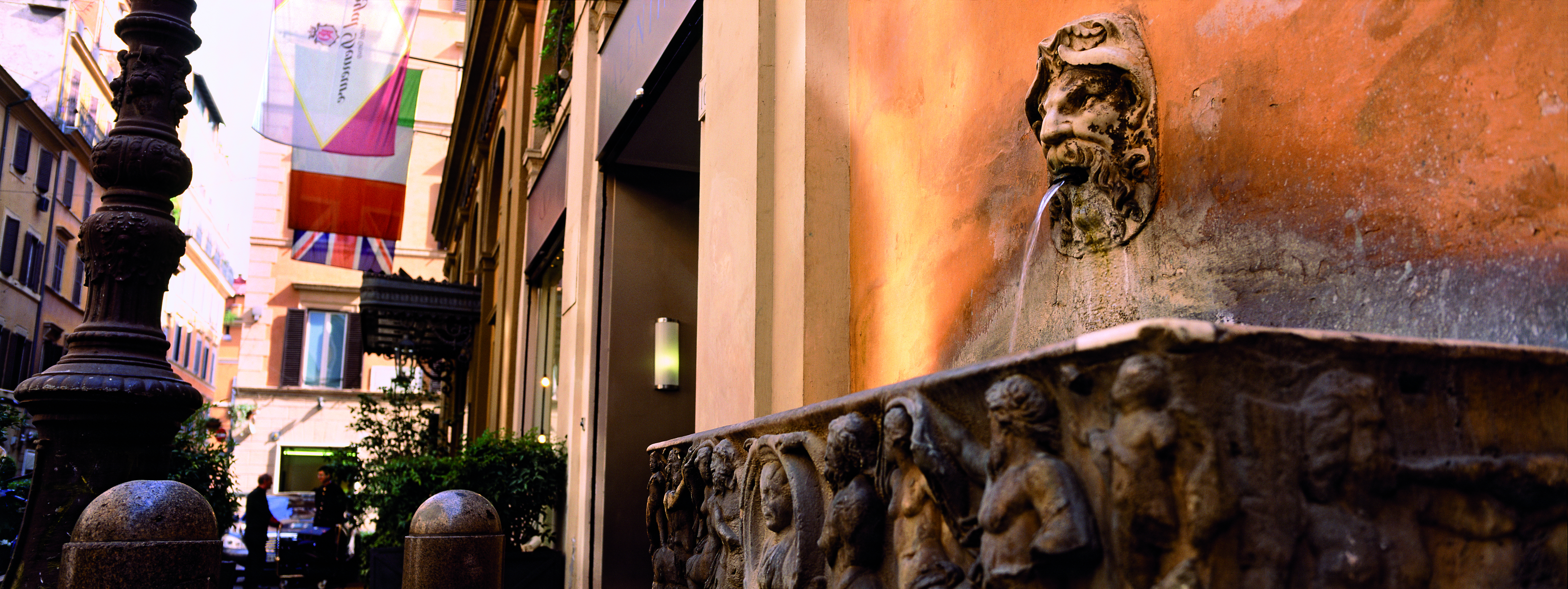 Hotel d'Inghilterra Rome water feature traditional architecture