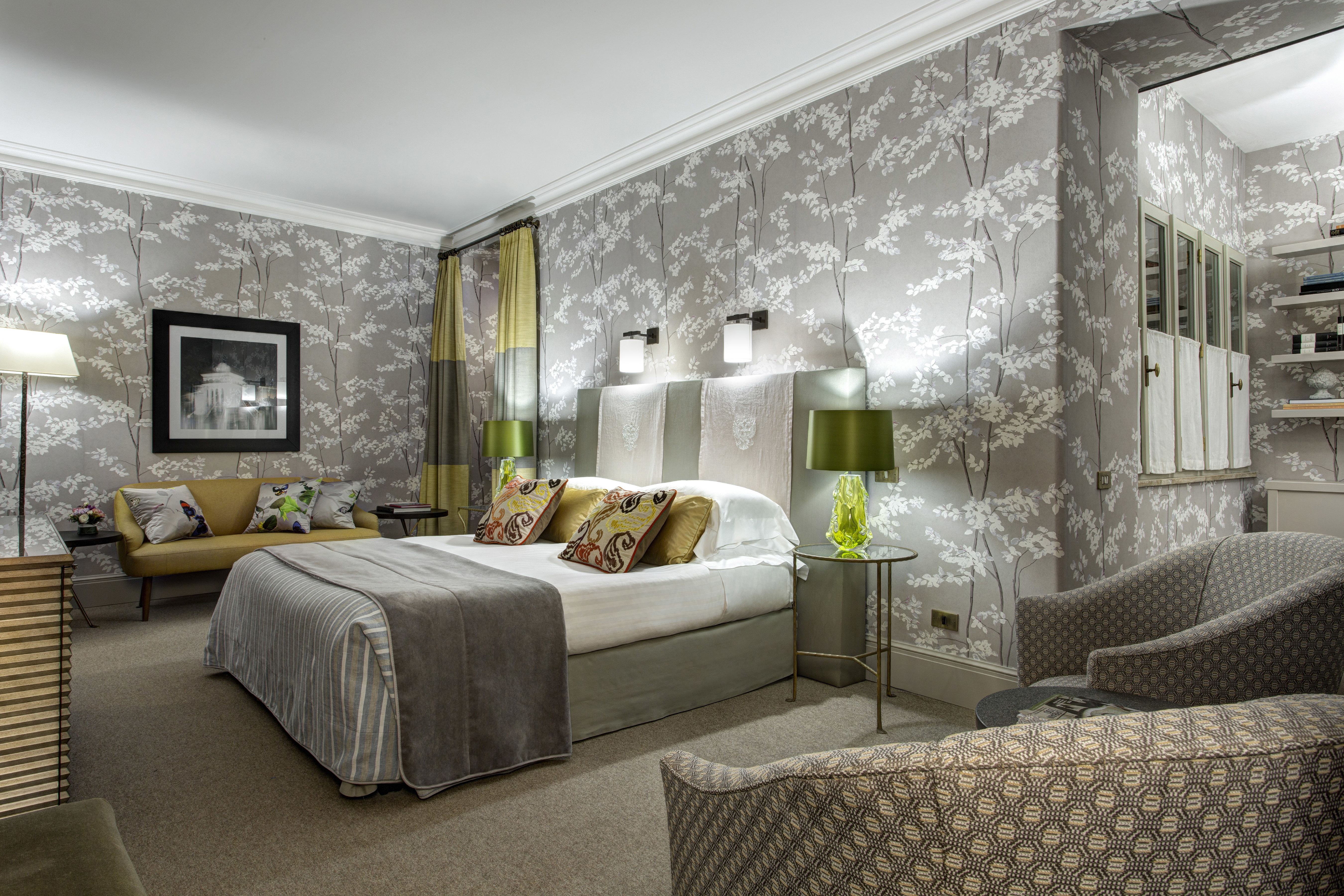 Hotel de Russie Rome grey and green deluxe room
