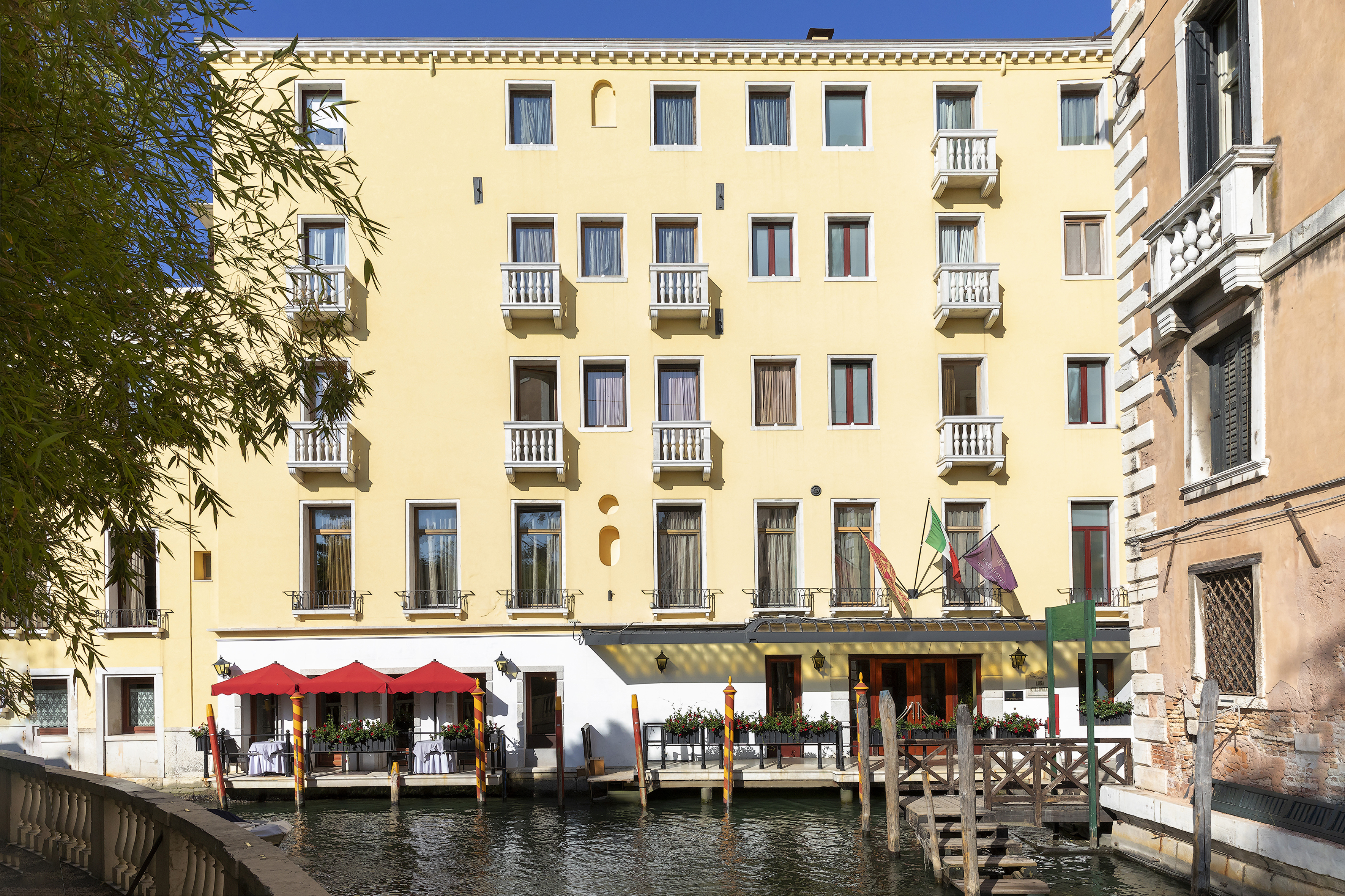 Luna Baglioni Venetian hotel by canal