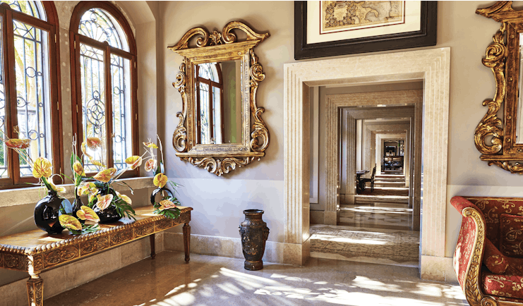 San Clemente Palace Venice lobby marble floors ornate décor 