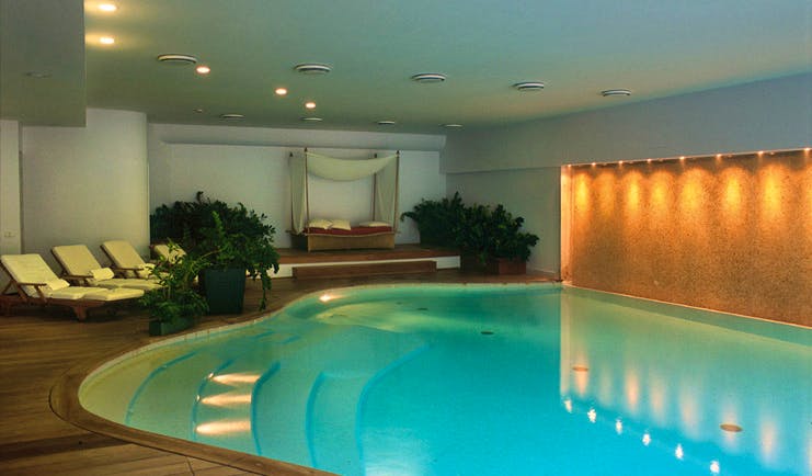 Hotel L'Albereta Lake Iseo spa pool indoor pool sun loungers cabana