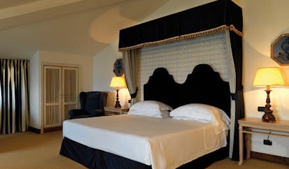 La Posta Vecchia Latium junior suite canopied bed modern décor