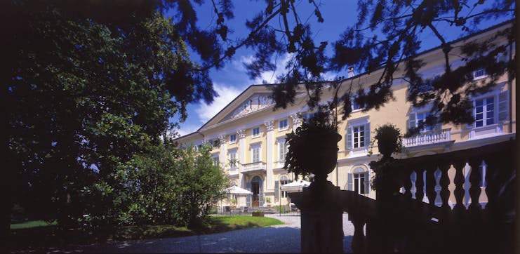 Relais Villa Matilde Piemonte exterior hotel building driveway 