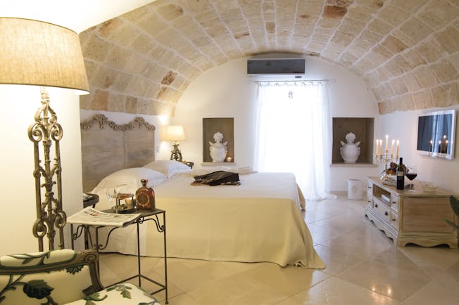 Don Ferrante Puglia superior room contemporary décor 