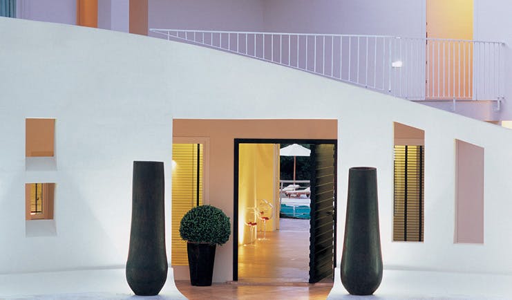 Hotel La Coluccia Sardinia entrance to hotel modern architecture modern décor