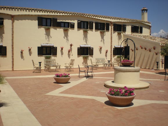 Hotel Baglio Della Luna Sicily patio outdoor seating 