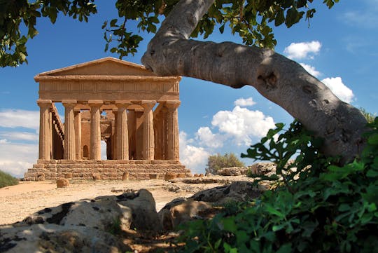 Historical tour of Sicily