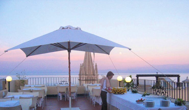 Villa Meligunis Sicily terrace bar outdoor dining area sea views