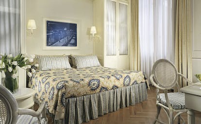 Principe di Piemonte Tuscany classic bedroom modern décor