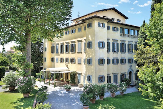 Villa La Massa Tuscany hotel building entrance gardens