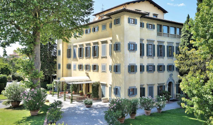 Villa La Massa Tuscany hotel building entrance gardens