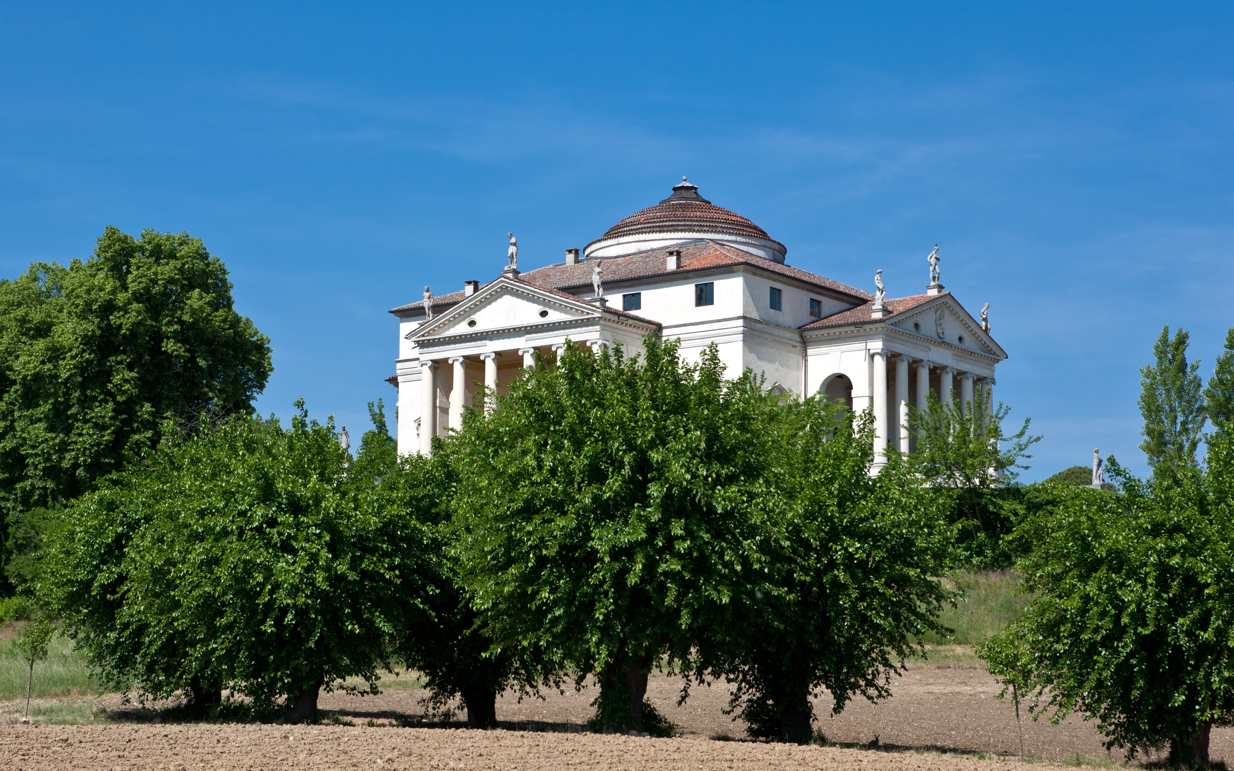 Palladian classical villa with round rooftop called La Rotonda near Vicenza