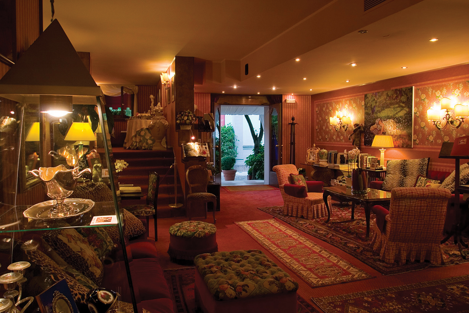 Lounge area with seating, sofas and armchairs 