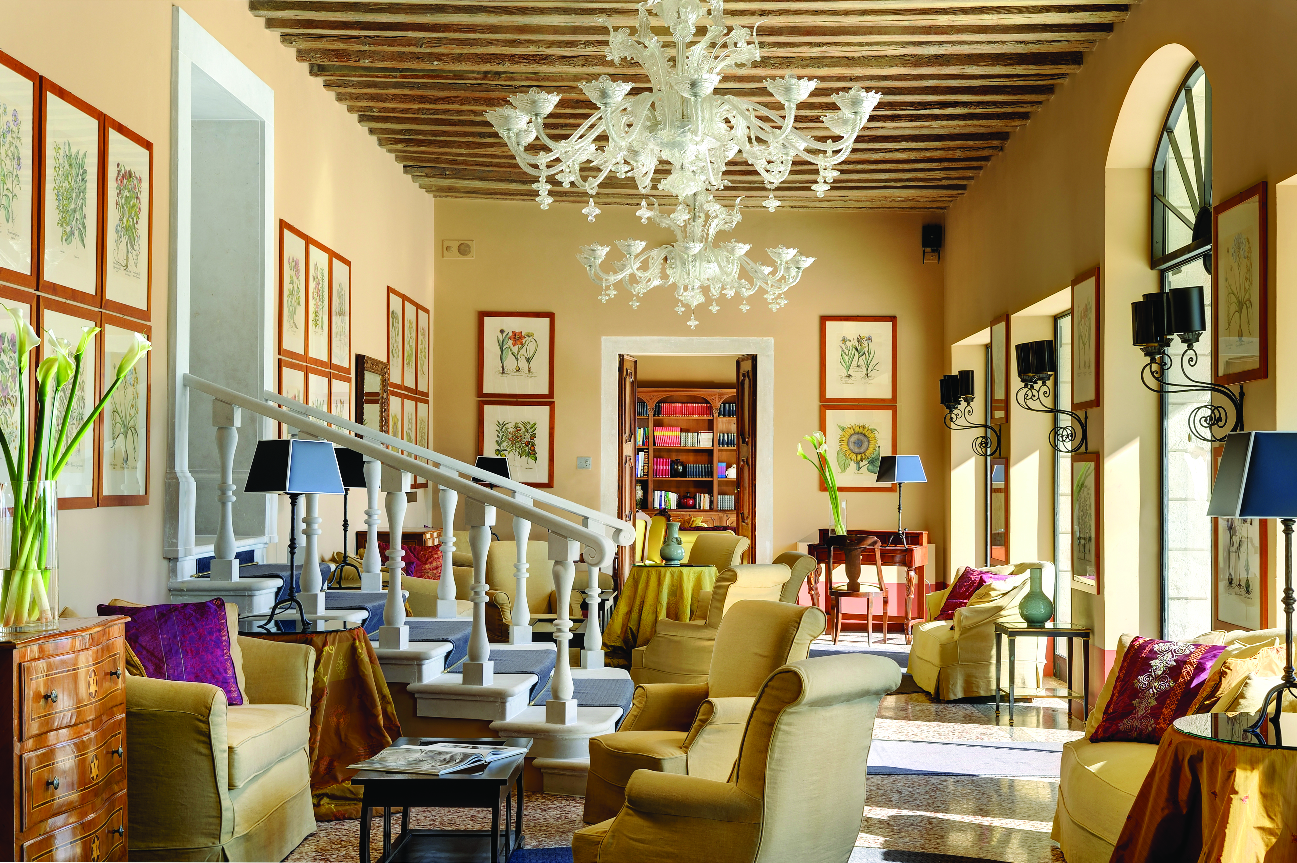 Villa Michelangelo Veneto lounge communal indoor seating area stylish décor