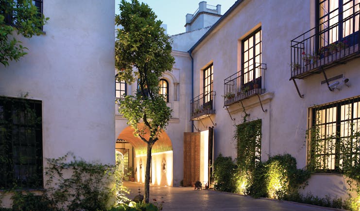 Palacio del Bailio Andalucia hotel exterior balconies trees pathway