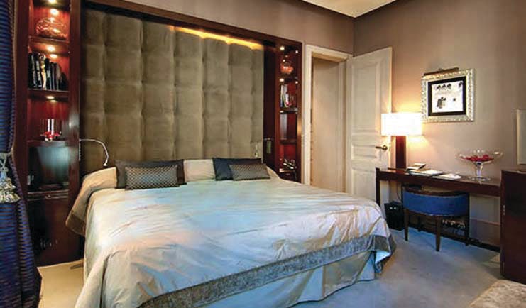 Hotel Casa Fuster Barcelona guest room bed desk cosy décor