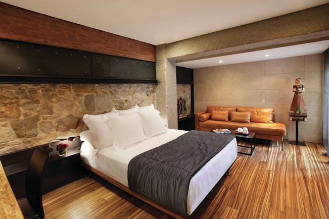 Hotel Granados 83 Barcelona superior room bed modern décor original architectural features