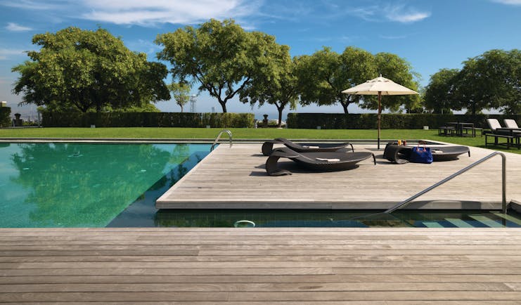 Hotel Miramar Barcelona pool lawns terrace sun loungers