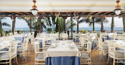 Princesa Yaiza restaurant, elegant dining area with views over the sea