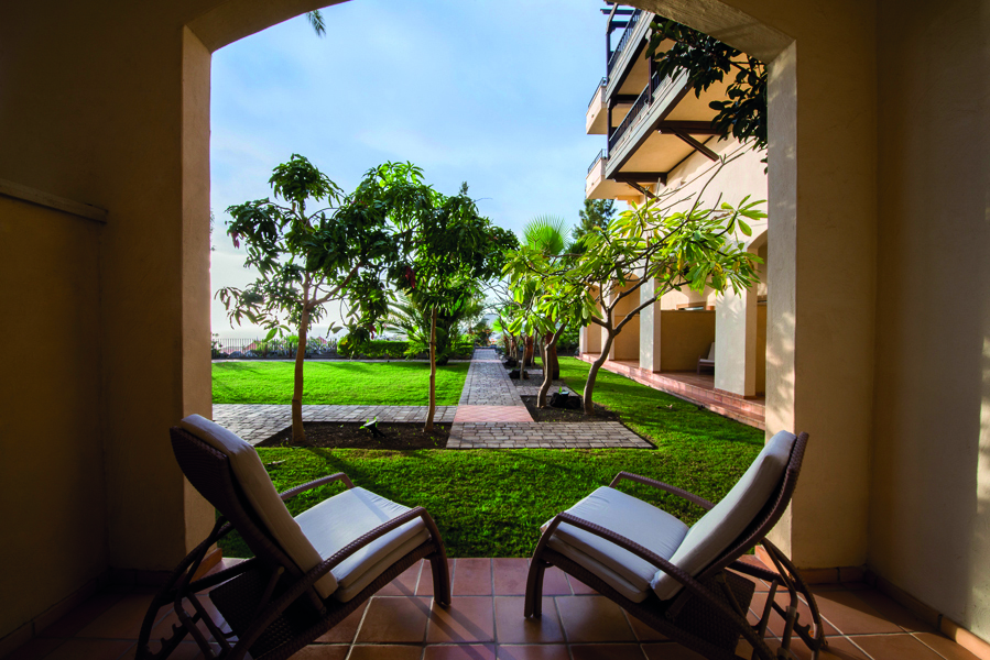 La Plantacion del Sur Tenerife terrace sun loungers lawn trees