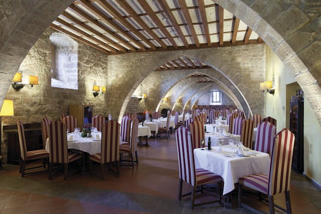 Parador de Cardona Catalonia restaurant indoor dining area medieval architecture