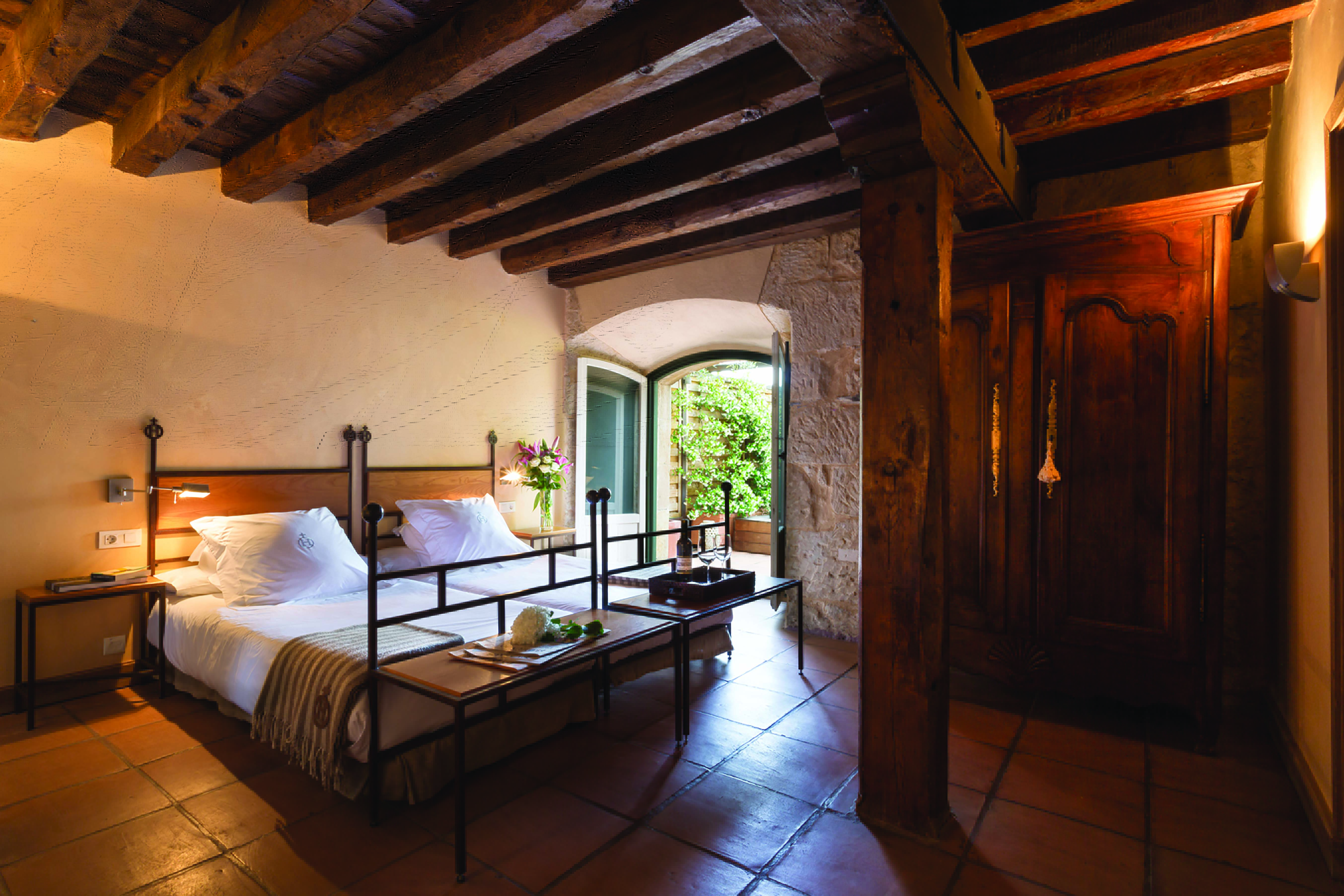 Hacienda Zorita Heart of Spain celda room cosy décor original architectural features