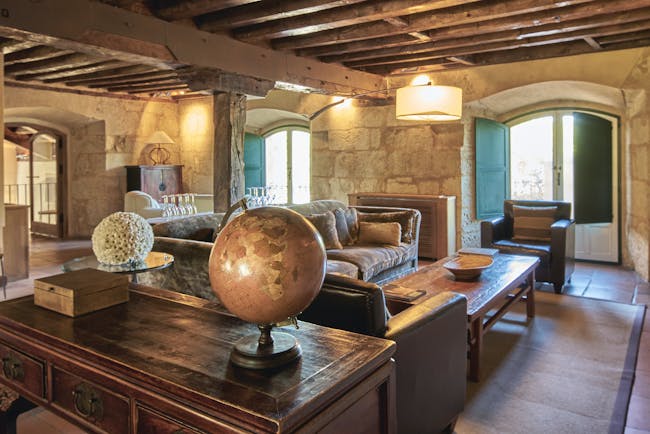 Hacienda Zorita Heart of Spain lounge sofa desk globe cosy décor original architectural features