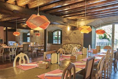 Hacienda Zorita Heart of Spain restaurant cosy décor original architectural features