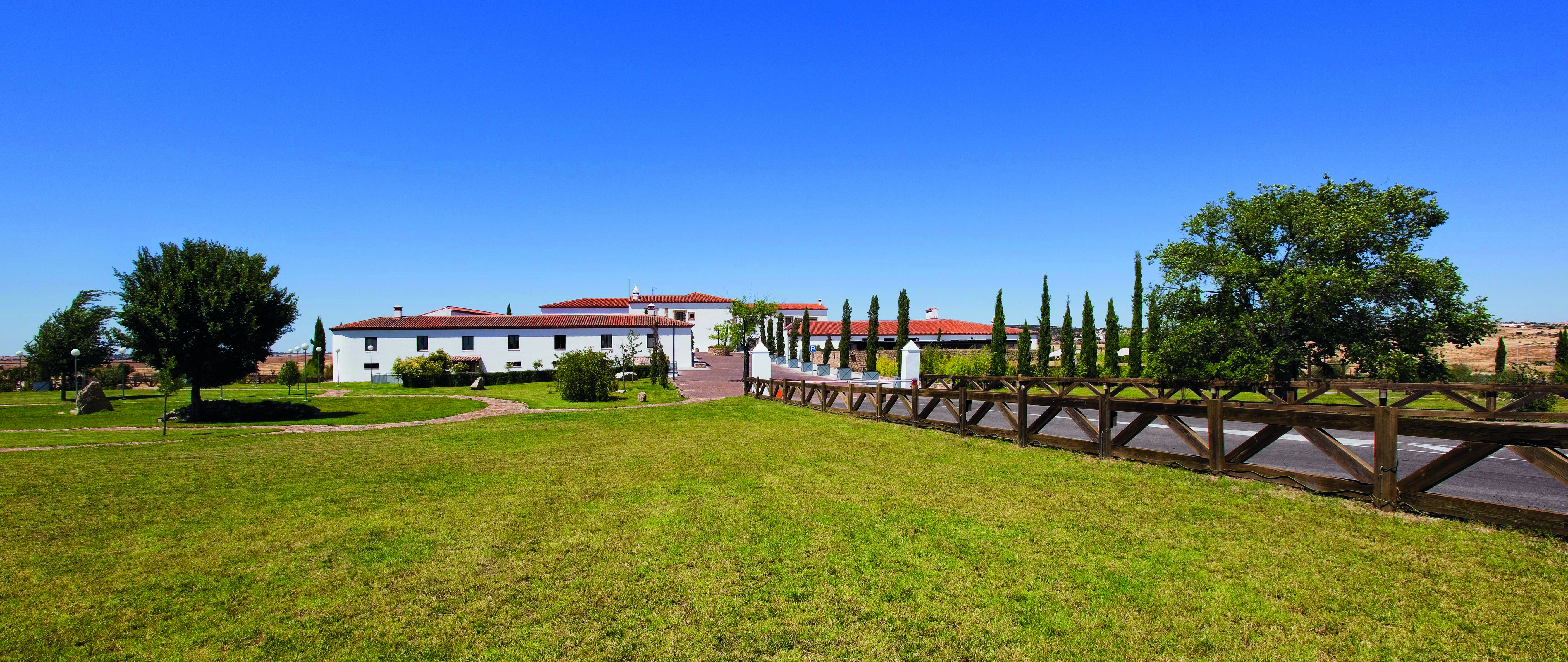 Hospes Palacio de Arenales Heart of Spain exterior driveway hotel building lawns