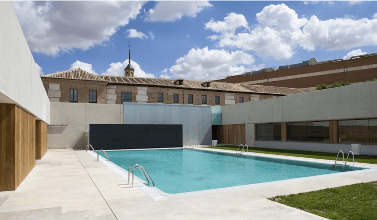 Parador de Alcala de Henares pool, modern architecture, poolside