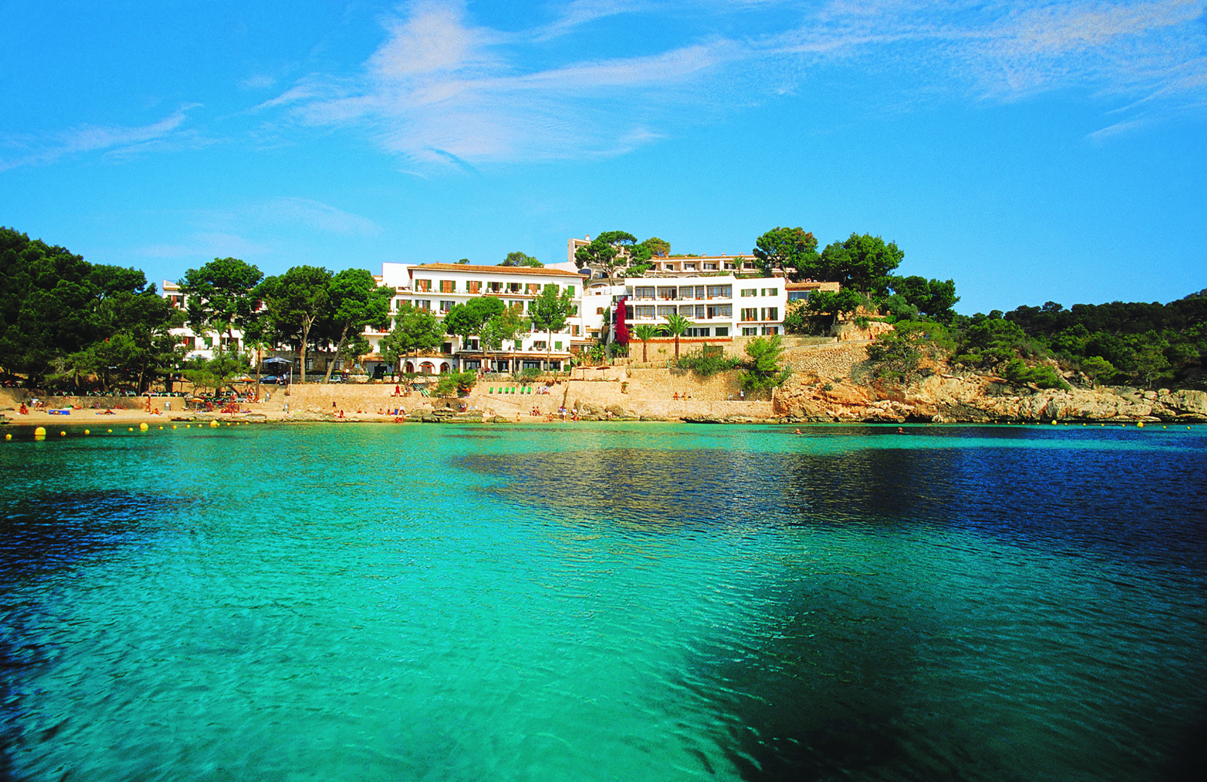 Cala Fornells Mallorca exterior hotel building beach sea 