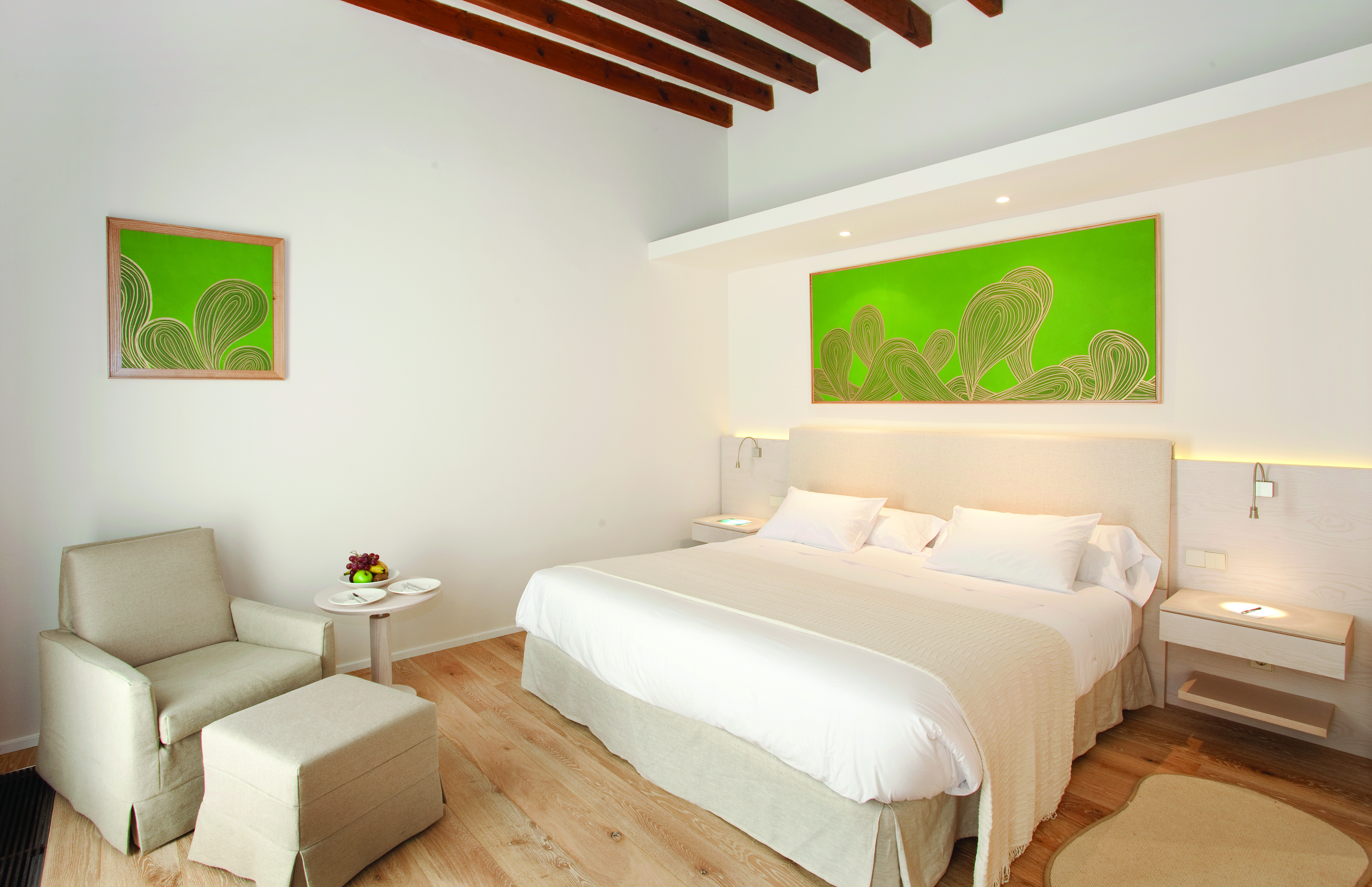 Font Santa Mallorca double room light modern décor bed chair artwork