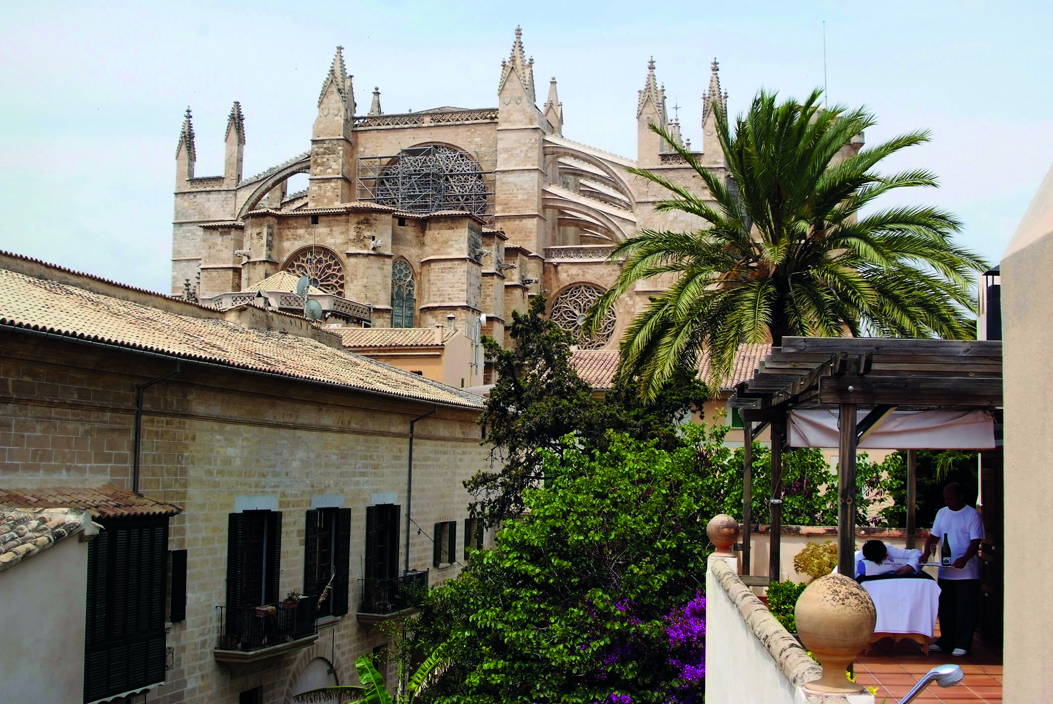 Hotel Palacio Ca Sa Galesa Mallorca cathedral views dining terrace view of cathedral