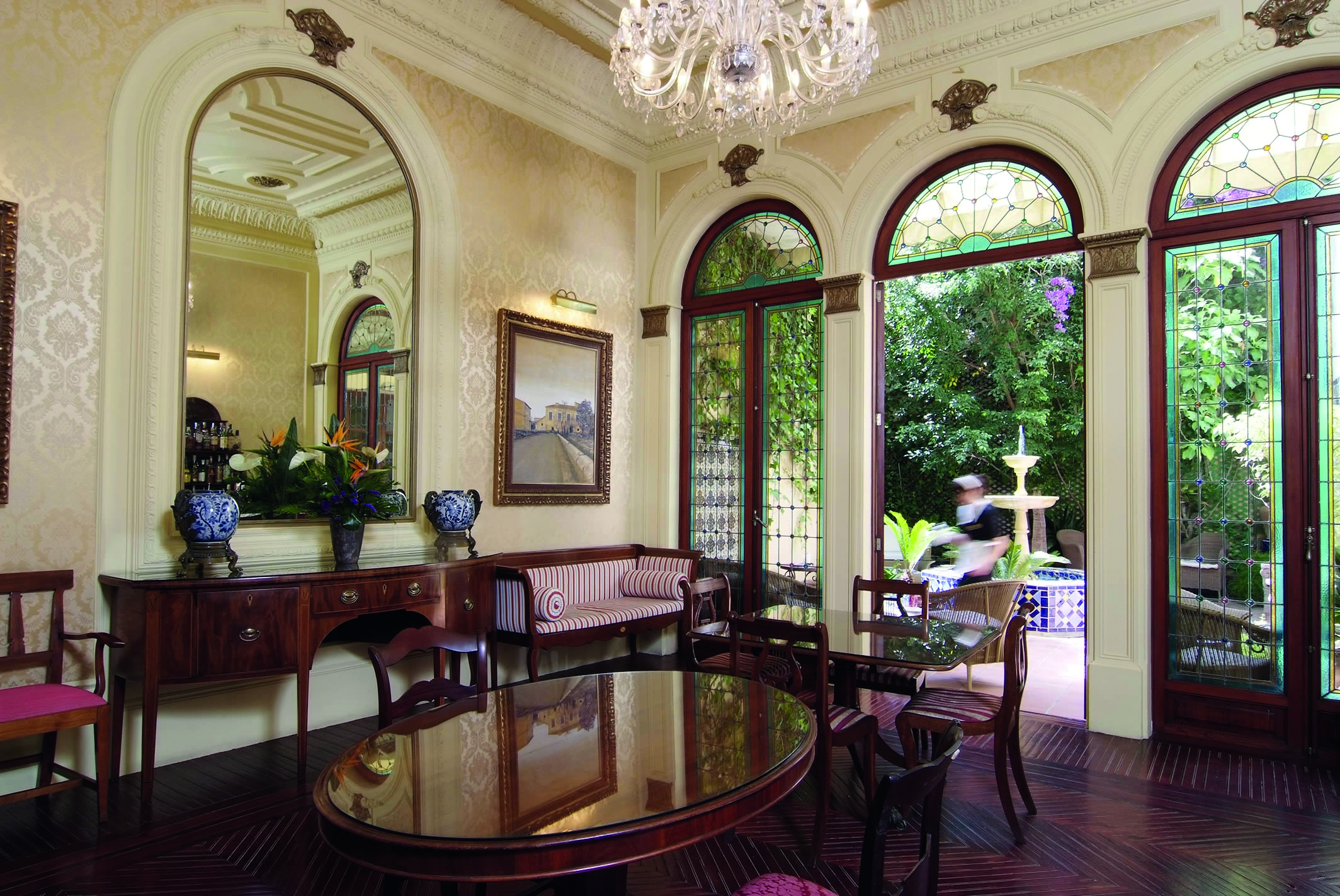 Hotel Palacio Ca Sa Galesa Mallorca lounge communal seating area ornate traditional décor