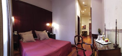 Hotel Palacio Ca Sa Galesa Mallorca luxe suite bed desk traditional décor