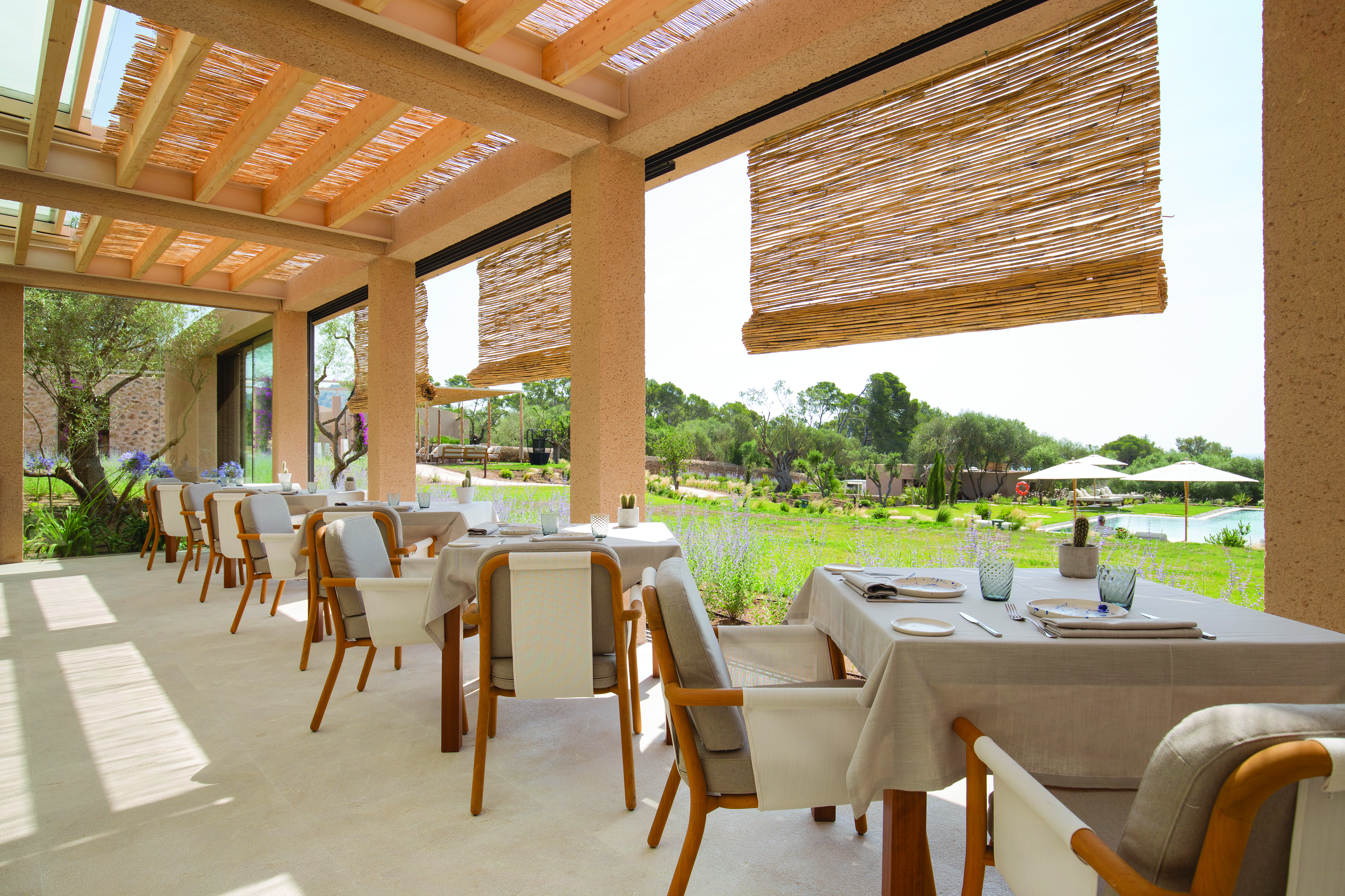 Pleta de Mar Mallorca restaurant terrace overlooking gardens and pool