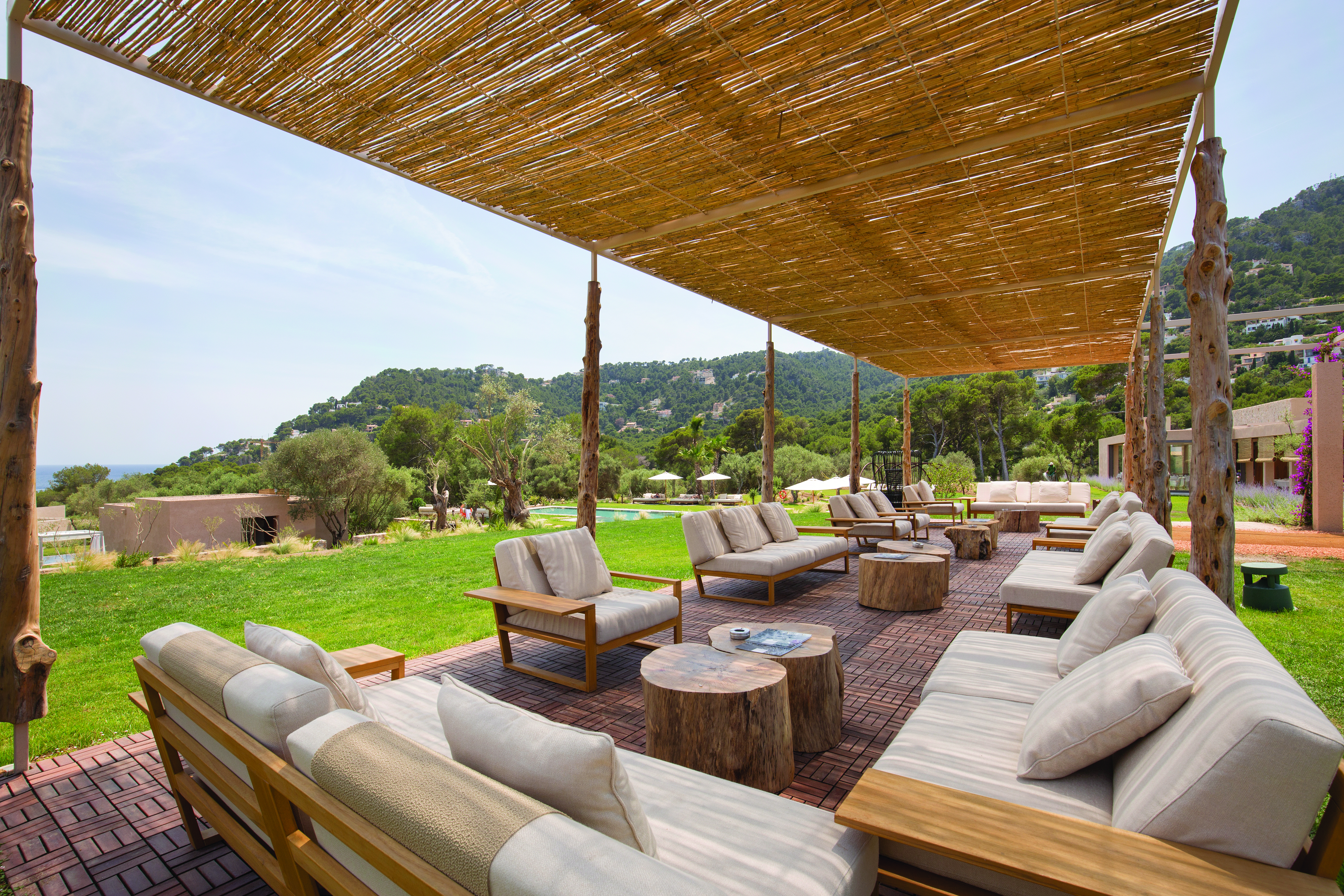 Pleta de Mar Mallorca terrace outdoor seating area overlooking grounds and sea