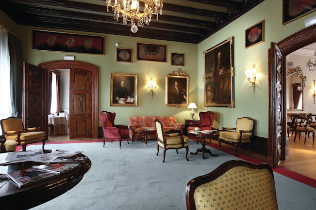 Palacio Guendulain Basque lounge artworks traditional furniture ornate décor