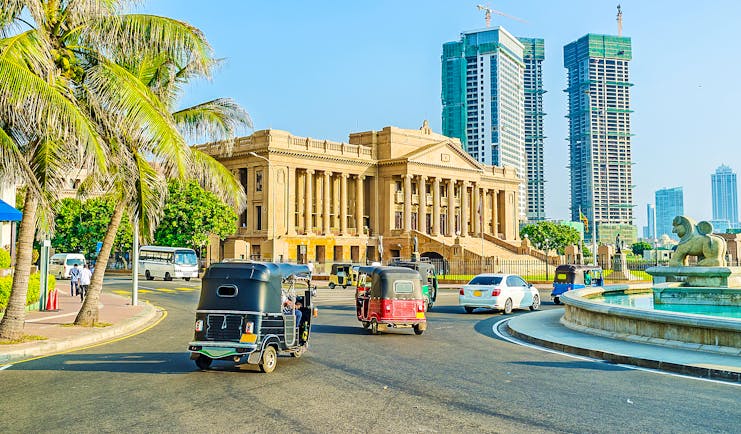 Colombo city centre, presidential secretariat office, sky scrapers, fountain
