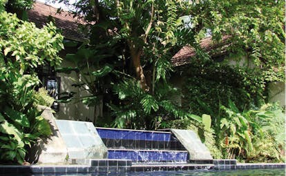 Havelock Place Bungalow Sri Lanka outdoor pool blue tiles and steps and trees