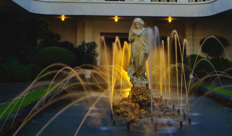 Mount Lavinia Hotel Sri Lanka courtyard fountain with statue of woman