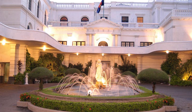 Mount Lavinia Hotel Sri Lanka courtyard white building with fountain 