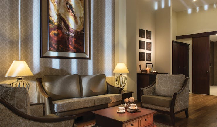 Uga Residence lounge, sofas and armchairs, traditional decor