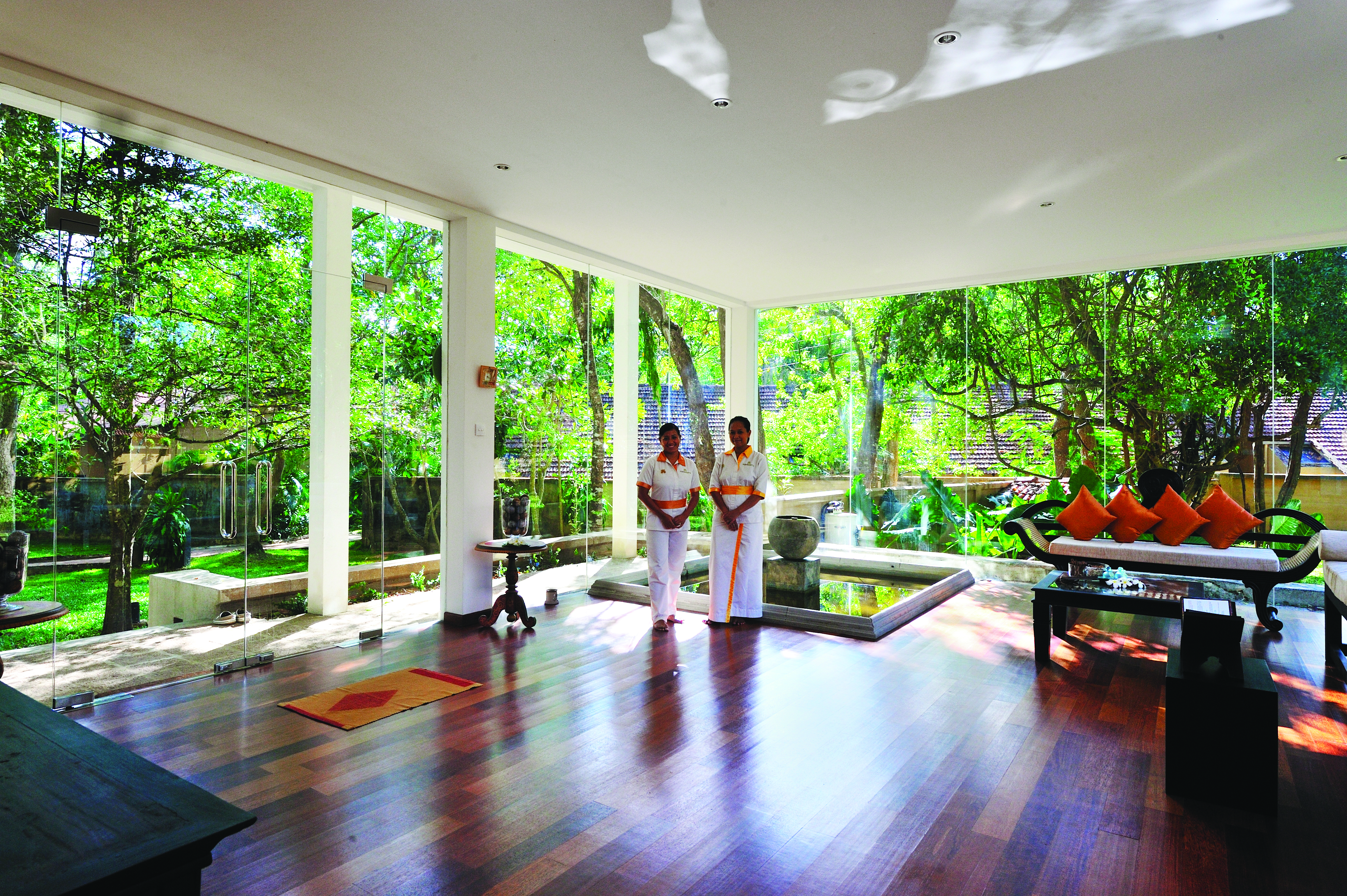 Cinnamon Lodge Sri Lanka spa room plunge pool large windows overlooking gardens 