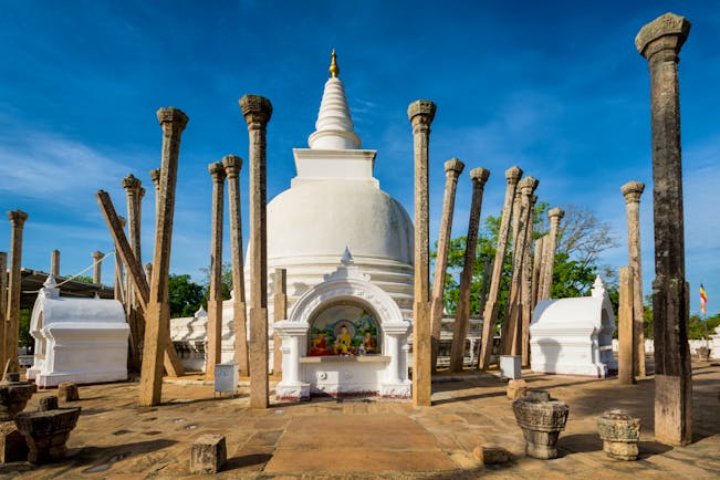 Thuparamaya temple, cultural triangle, ancient stone columns, white domed stupa, buddhist shrine