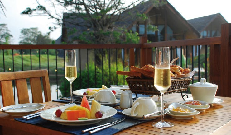 Jetwing Vil Uyana Sri Lanka champagne breakfast on a balcony
