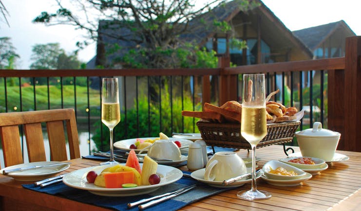 Jetwing Vil Uyana Sri Lanka champagne breakfast on a balcony