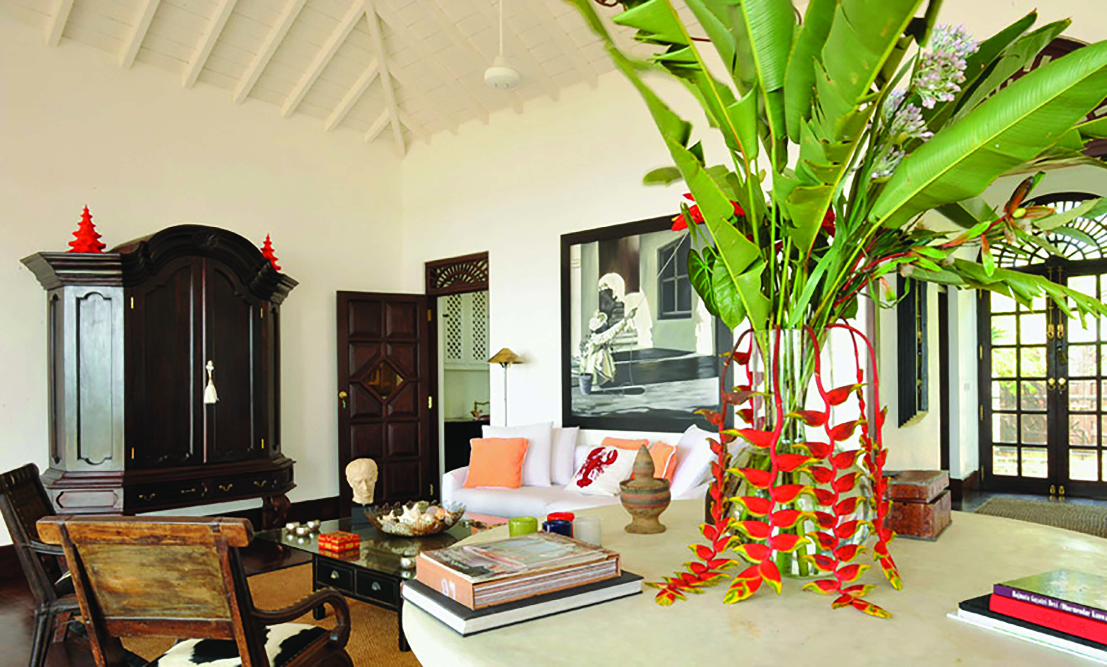 23 Palm Sri Lanka lounge indoor communal seating area sofa colonial décor