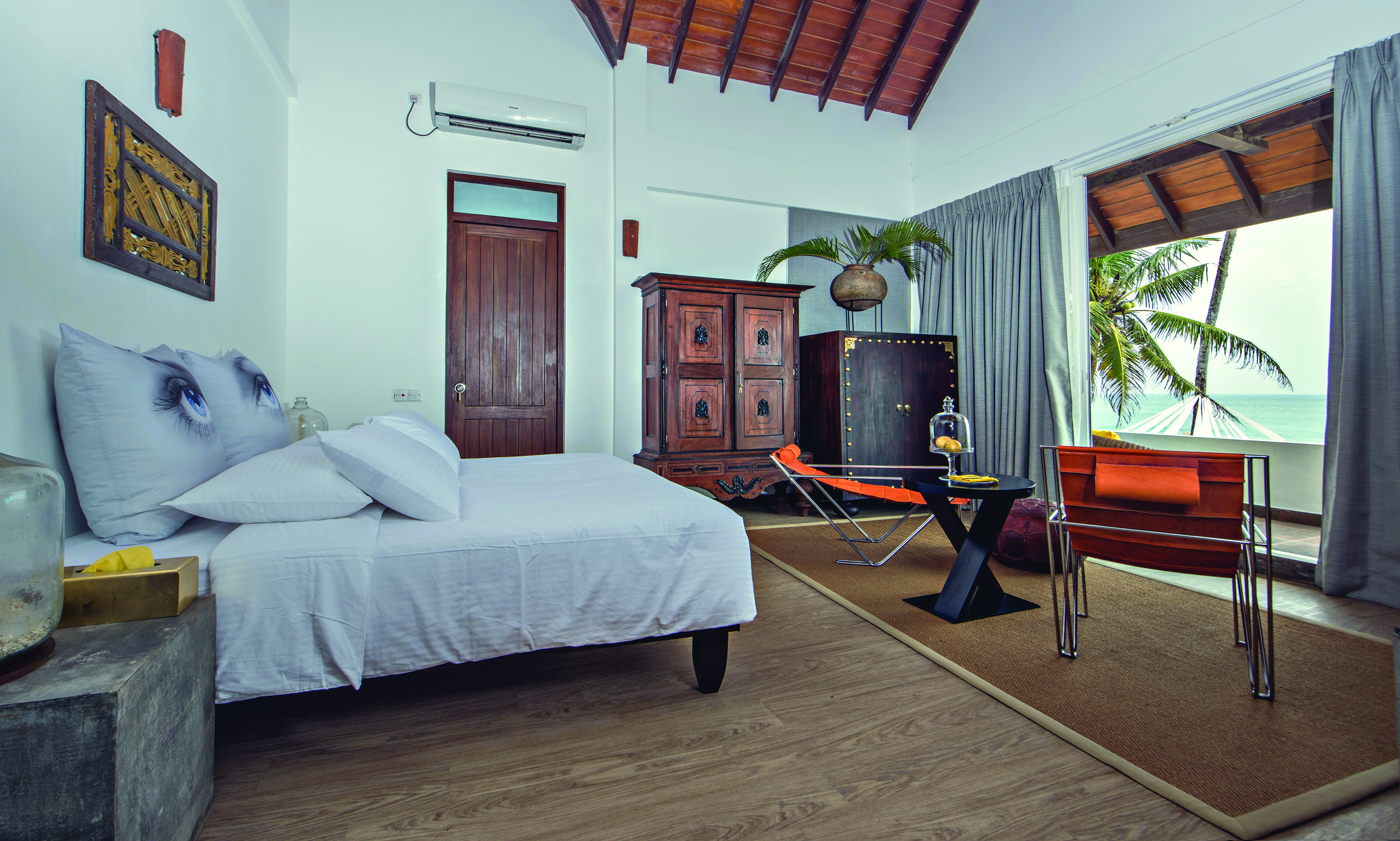 Casa Colombo Mirissa Sri Lanka leisure suite bed chair elegant décor