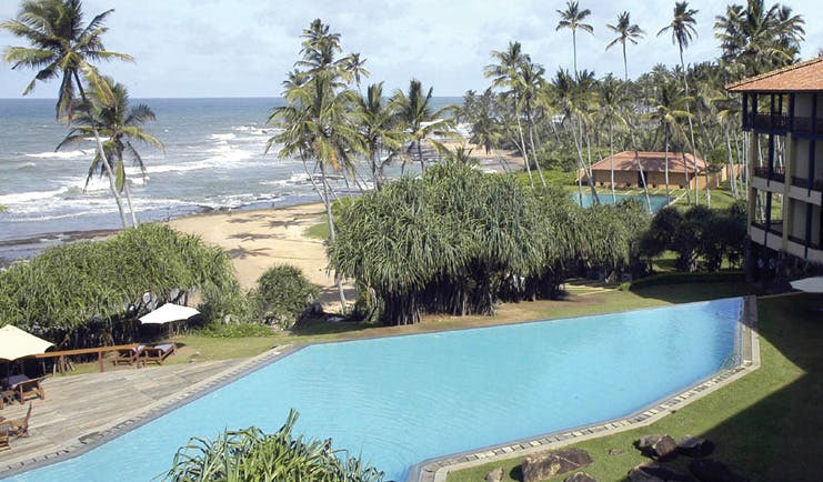 Jetwing Lighthouse Sri Lanka beach view from outdoor pool 